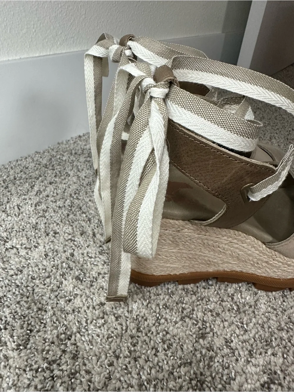 Like New Sorel Joanie Espadrille Sandals